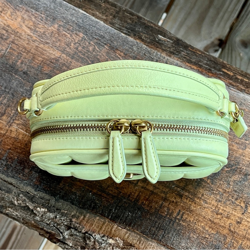 Coach Light Green Crossbody Bag with Gold Chain - Picture 11 of 16